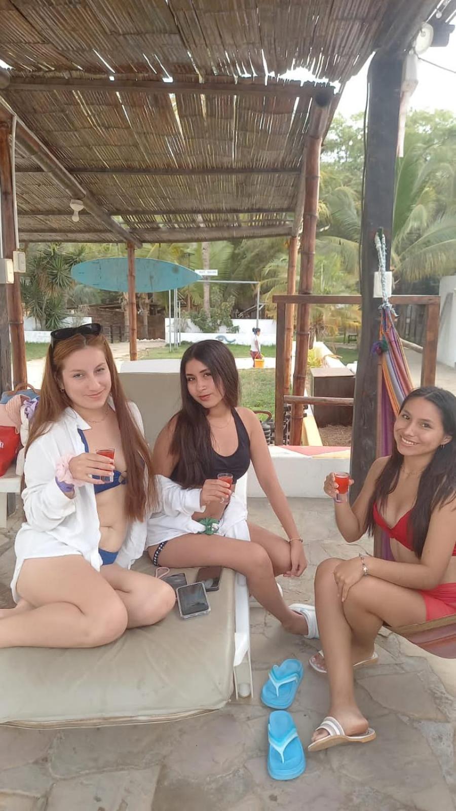 Loki Del Mar * Mancora